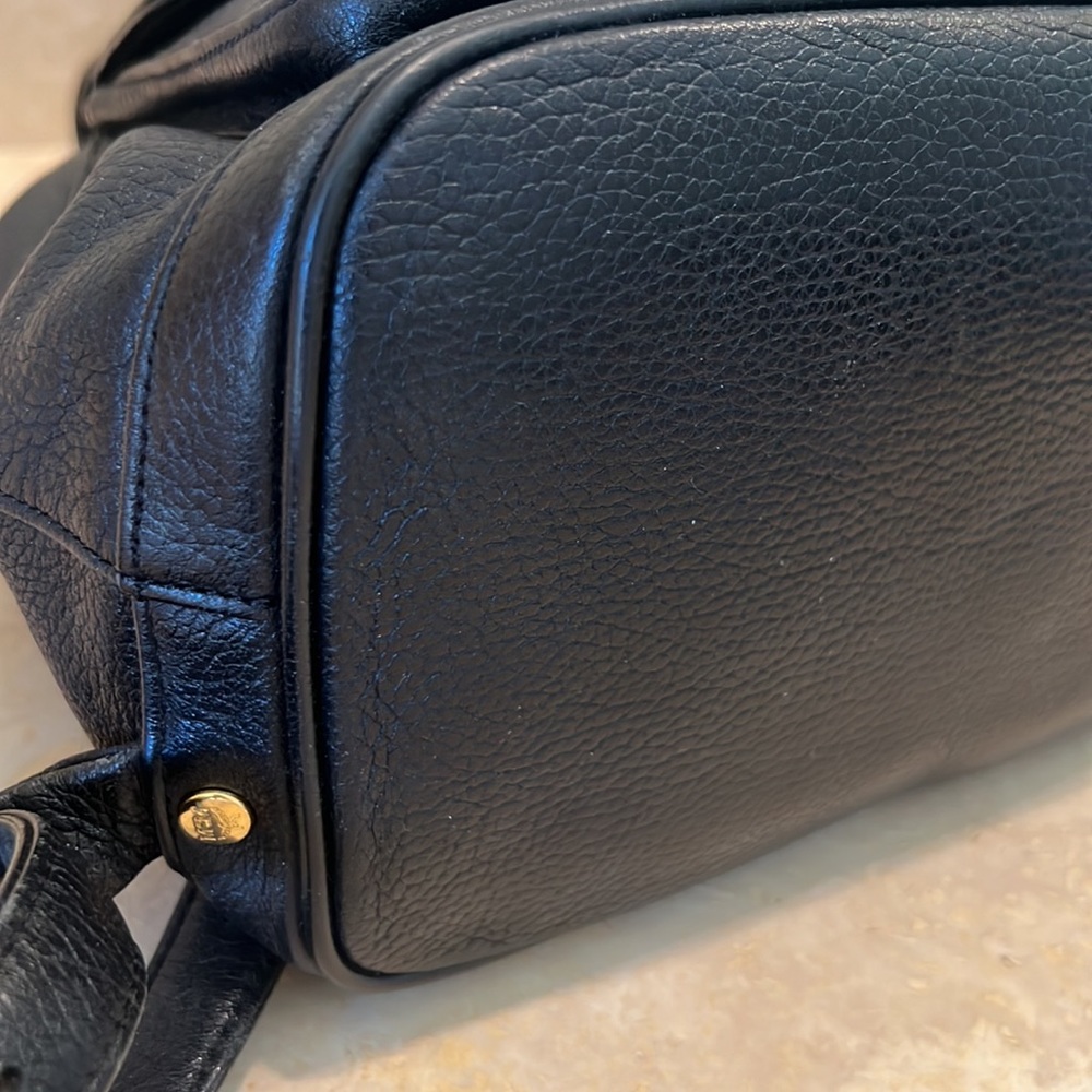 Beautiful MCM leather Backpack - Picture 10 of 16